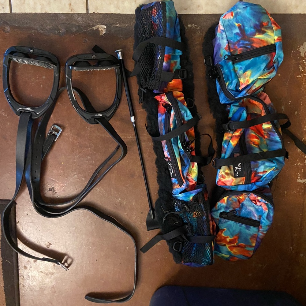 Tye Dye saddle packs & 2 Stirrup Irons with straps